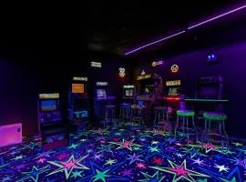 Nostalgic Fun-Lakehouse- Arcade