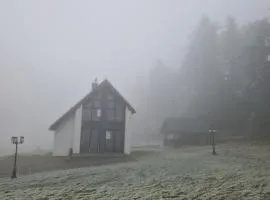 Domek pod Jagodną 824 m n.p.m. Spalona 6 BE