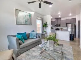 Newly Built Home Close to Parks and Dining!
