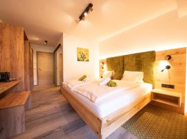 Familienhotel Unterreith, hotel in Forstau