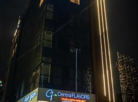 The Lofts at Central Point, hotel v destinaci Bengalúr