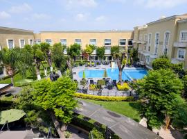 Plaza Camelinas Hotel, Hotel in Querétaro