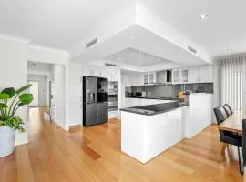 10 Majestic Maylands 4brwalk To River!