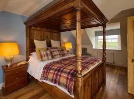 ISLE OF GIGHA FARM HOUSE