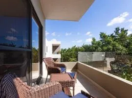 Carmelita Coto8Gated,WIFI 200MB,King,6Pools,2Gyms