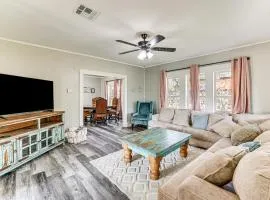 Near Campus and Casino Family-Friendly Durant Home!
