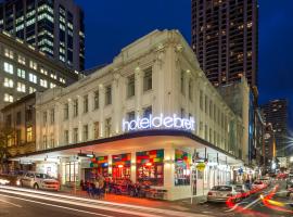 ホテル デブレット（Hotel DeBrett）、オークランドのホテル