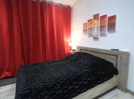 FP La Cigale, hotel in Camaret-sur-Aigues