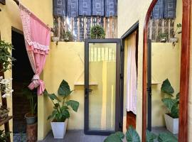 Maison de Hill Home, hotel v mestu Dồng Văn