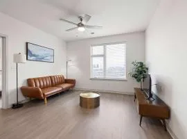 Stunning Nulu 1BR of CozySuites 08