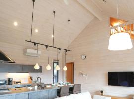 パインズコテージ八ヶ岳 トゥースラ, отель в городе Хокуто