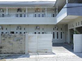 Hotel O Kost Eksklusif Syariah, hotel em Palang