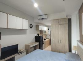 Springwood Residence By Hey Room, hotel din Warungmangga