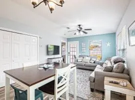 Surfside Cottage - Charming Quiet 3BD 2BA House - Private Beach Access, Close to Navarre Beach & Gulf Breeze Zoo