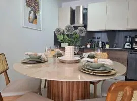 Luxury Apartment IZHA 202