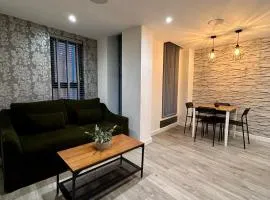 Cosy City Centre Location, Hydro Massage Showe