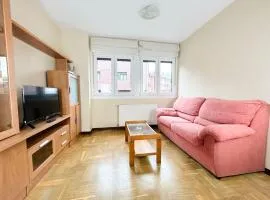 Cómodo apartamento con piscina by beBalmy