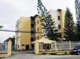 Seapark Condotel Hotel, hotel in Tanjong Aru