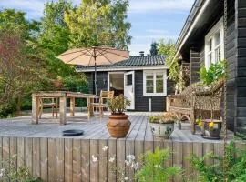 Lovely Summer House In North Zealand