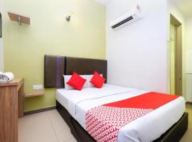 OYO 90553 Hotel 24 Seven، فندق في Kampong Bukit Ubi