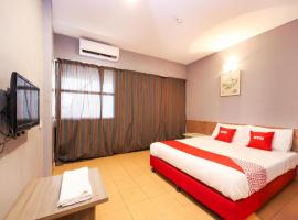 OYO 89676 Hotel 22, hotel in Kampong Lobok