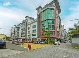 OYO 90484 Bright Hotel、Sungai Wayのホテル