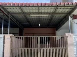 OYO 90382 Chaah Homestay 2