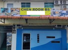 OYO HOME 90667 Chen Room Bs, hotel in Bulingisan