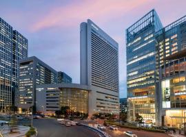 Hilton Osaka Hotel, Hilton hotel v Osace