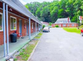 Travelers Inn by OYO Beaver, Hwy 19, hotel i Glen Morgan