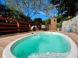 Gray House - Com piscina pertinho do mar!