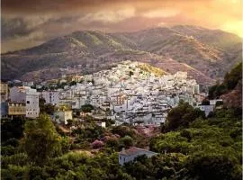 Heart of the Pueblo, Tolox, Sierra de las Nieves