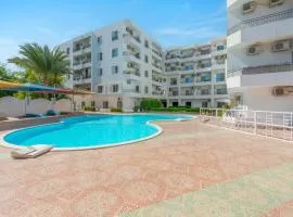 Luxury apartment on the pool