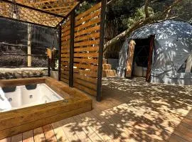 Omghat Glamping - Domo Sarasvasti