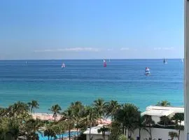 Miami Hollywood 2 Bedroom on the Beach 007-21mar