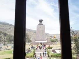 Hotel Boutique Mitad Del Mundo