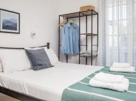 Hippocampus Apartments 2 min walk from the beach