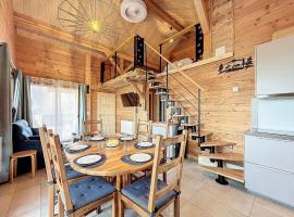 Chalet 6 pers, WiFi, parking, proche pistes - FR-1-267-297, Hotel in Villarembert