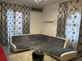 Mimi Apartman