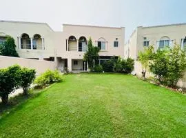 Haven Lodge, 4BR Vacation Home with Park Access