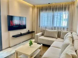 The Ocean Glimpse - 2 BR Comfort & Sea View