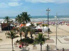 Frente para o mar Praia Grande