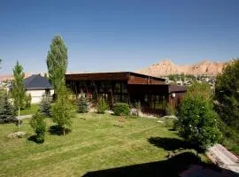 Khan Tengri Hotel