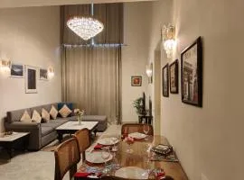 Stylish 2BHK Ground Floor Apartment with high speed WiFi and Kitchen near Golf course road