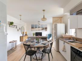 Les pins 205 - Appt 400m de la plage, hôtel à Fréhel