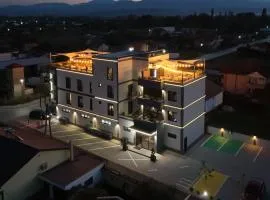 Nest Suites