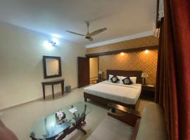New Chancery Hotel 77-k, hotel dicht bij: Internationale luchthaven Allama Iqbal - LHE, Lahore