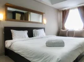 Minimalist Studio The Oasis Apartment near Omni Hospital Cikarang By Travelio