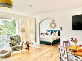 Snug Stays 5 - Design Apartment mit Sonnenbalkon, ruhig, zentral