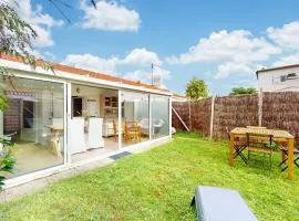 Cozy Home In L'épine With Wifi